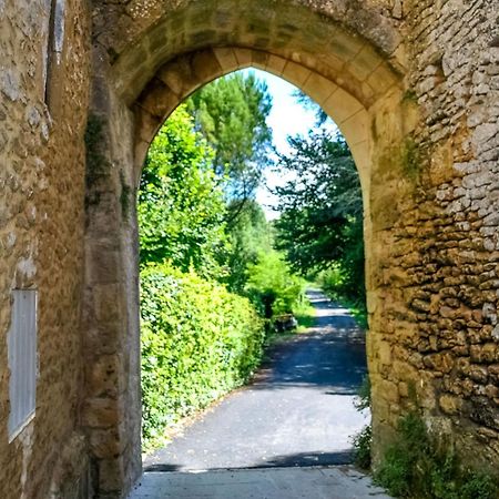 Ancienne Sechoir A Tabac Idealement Place A Limeuil Pour 4 Dans La Nature Exterior photo