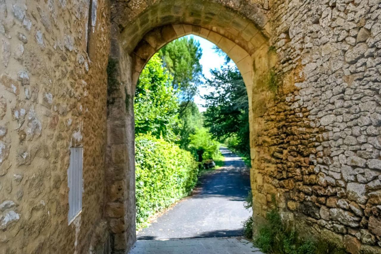 Ancienne Sechoir A Tabac Idealement Place A Limeuil Pour 4 Dans La Nature Villa Exterior photo